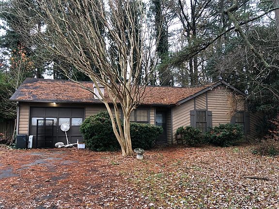 2nd image of 586 Burnt Creek Way