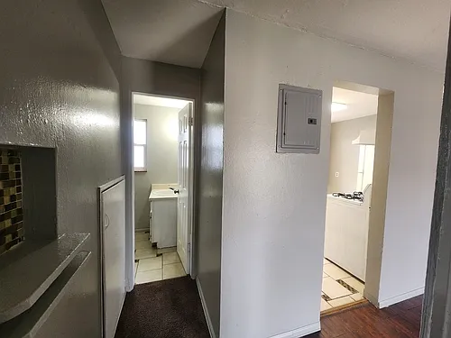1056 Dayton St — Photo 10