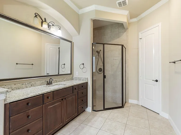 9739 Reston River Ln — Photo 30