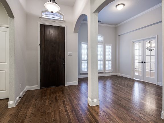 4th image of 1001 Ballycastle Ln