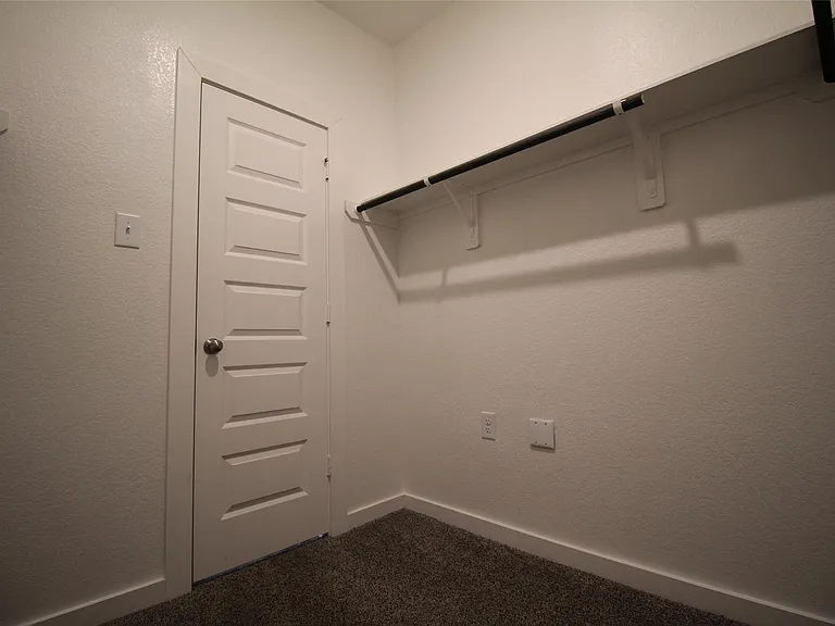 25504 Starling Ln — Photo 19