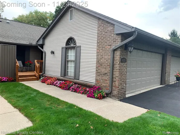 14150 Meadow Hill Ln W, Plymouth, MI 48170