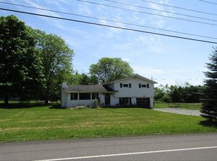 29 Dart Dr, Ithaca, NY 14850