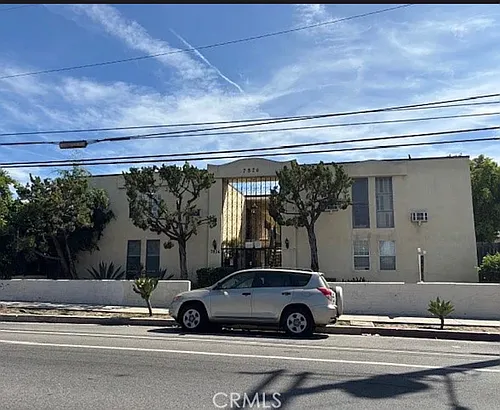 7826 Laurel Canyon Blvd #5 Photo 1 7826 Laurel Canyon Blvd #5 Photo 1