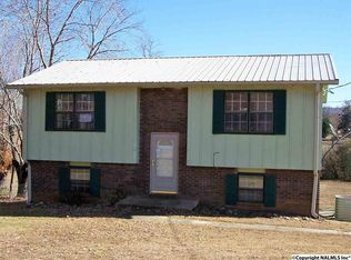 120 Ruby Johnson Dr, Scottsboro, AL 35769