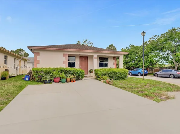 2221 NW 24th Ct, Fort Lauderdale, FL 33311