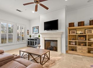 998 Stanford Ave APT 201, Baton Rouge, LA 70808