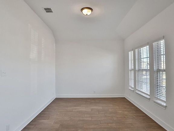 2nd image of 29018 Talder Way