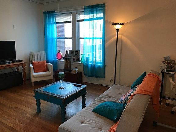 4th image of 4404 N Winchester Ave APT 36