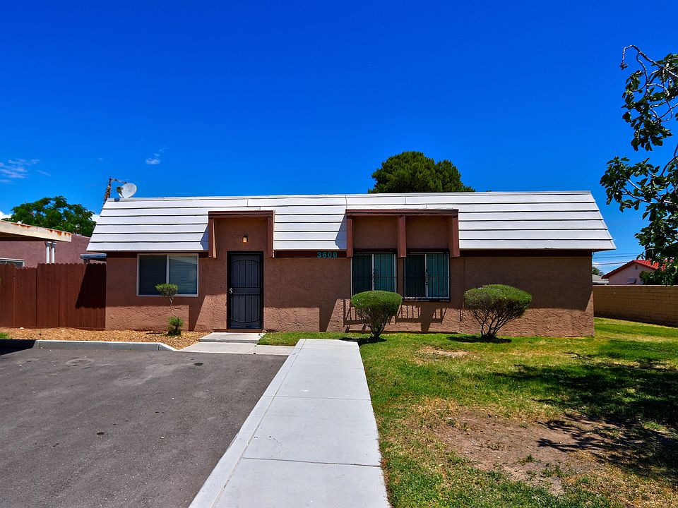 1st image of 3600 Villa Knolls East Dr