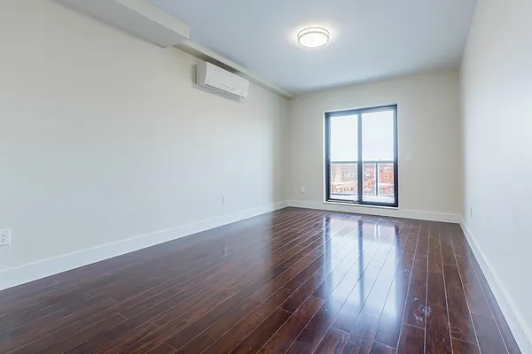 Rented by Keller Williams NYC | media 25