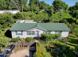 55 Post Oak Ln, Vicksburg, MS 39180