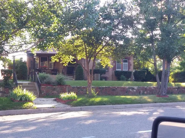 3322 Carey Ave, Cheyenne, WY 82001