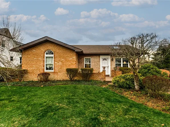 143 Charity Dr, Aliquippa, PA 15001