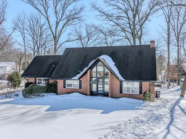 2400 W Heather Rd, Wilmington, DE 19803