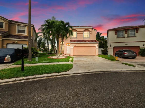 1388 NW 157th Avenue, Pembroke Pines, FL 33028