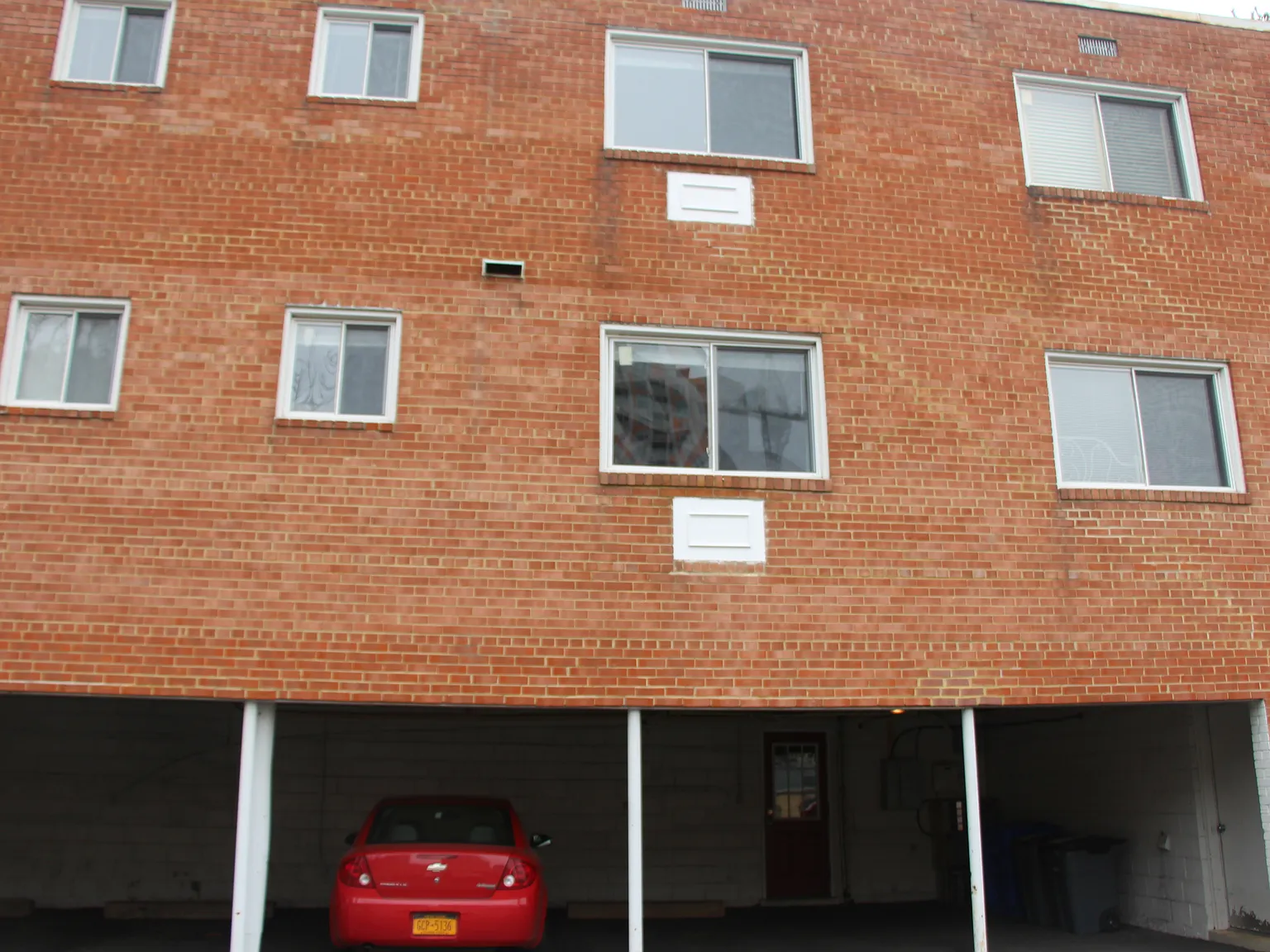 616 N Piedmont Street — Photo 3