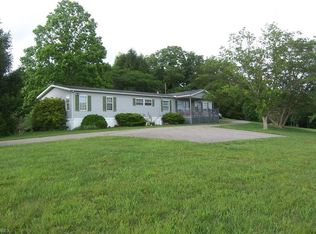 4917 Staunton Tpke, Davisville, WV 26142