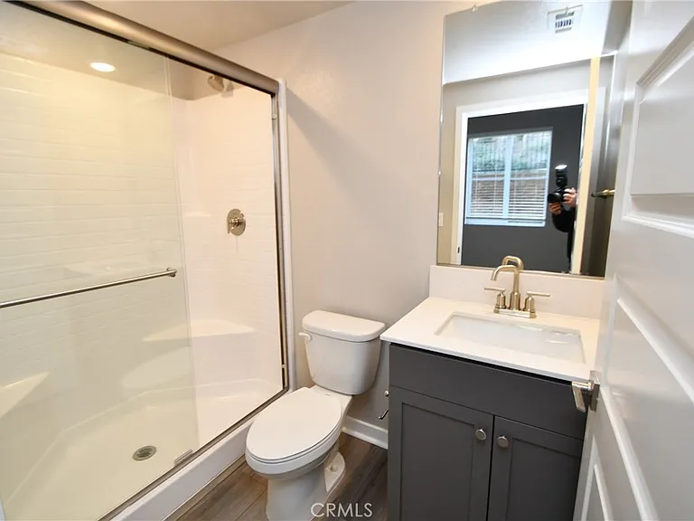 1487 Skyline Ln — Photo 4