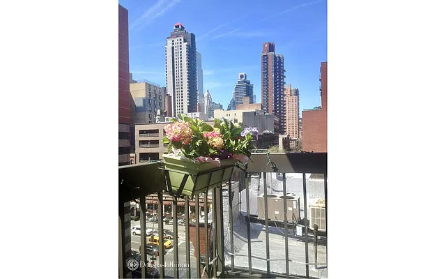 Sold by Douglas Elliman | media 12
