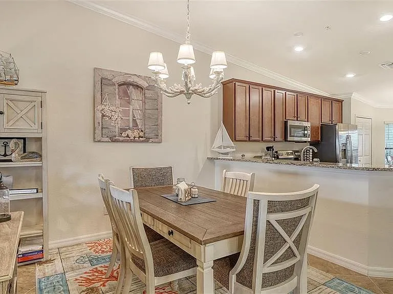 5537 Palmer Cir #201 — Photo 17