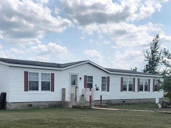 2nd image of 27160 Sheffield Ln