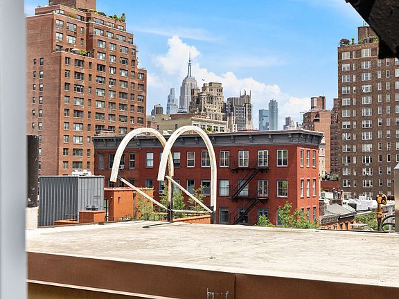 4th image of 344 W 12th St APT 6D