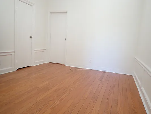 Rented by Hakeem Shahid, LREB | media 2