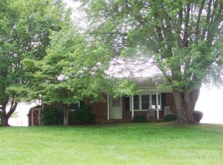 793 Minnow Creek Rd, Jefferson, NC 28640