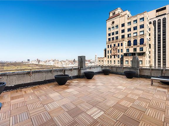 3rd image of 106 Central Park S APT 27E