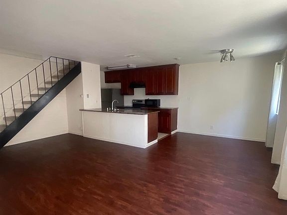 4th image of 10827 Coloma Rd Unit 3