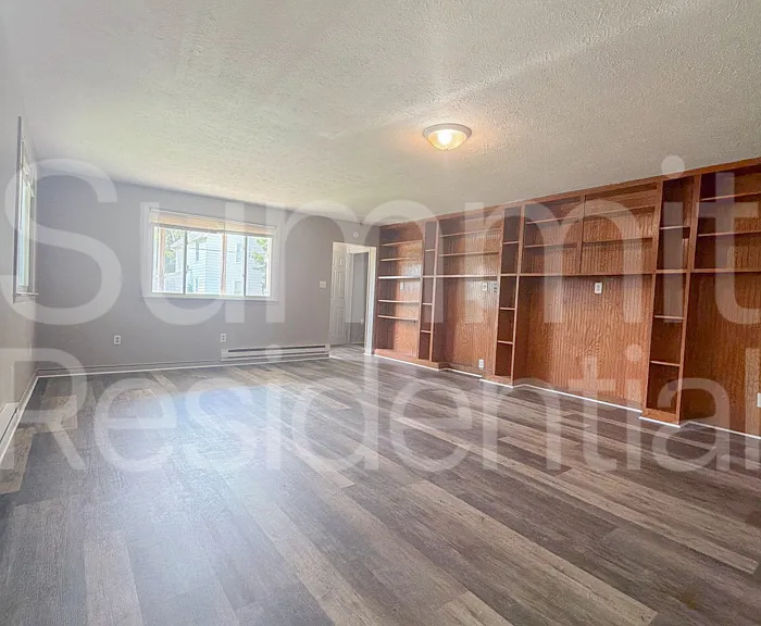 79 Martha Ave #REAR — Photo 3