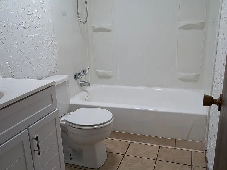 524 Ridge St — Photo 12