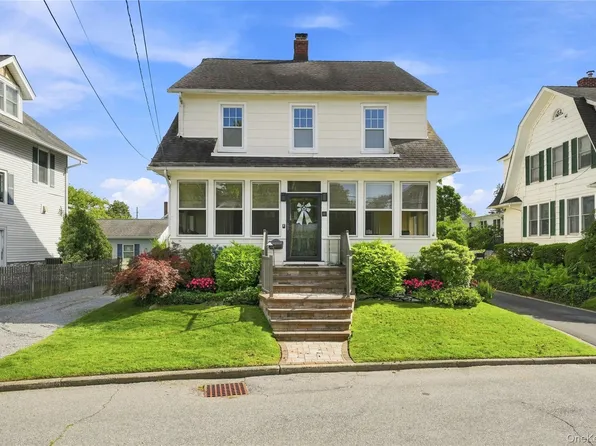 60 Cormack Court, Babylon, NY 11702