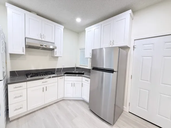 (undisclosed Address), Santa Ana, CA 92703