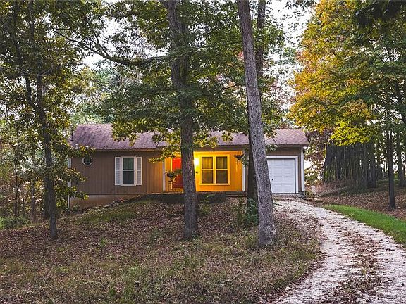 2nd image of 452 Riverdale Way