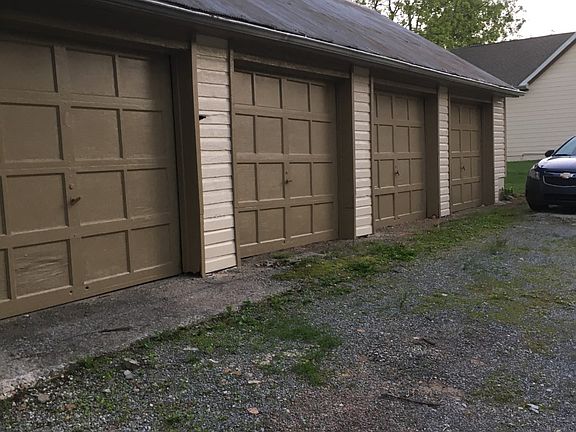 3rd image of 115 S Main St