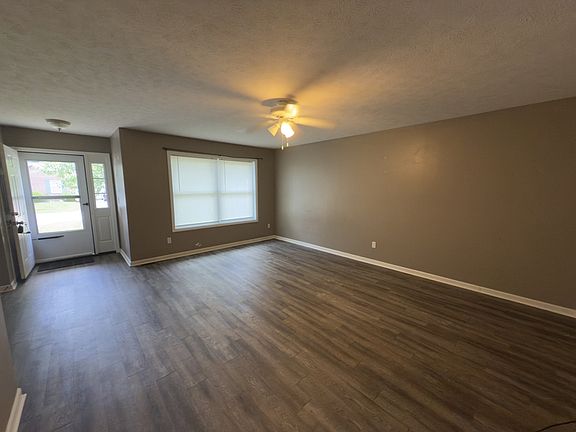 4th image of 299 Brookside Pl