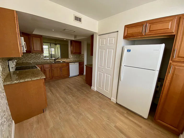 7310 NW 18th St #107 — Photo 11