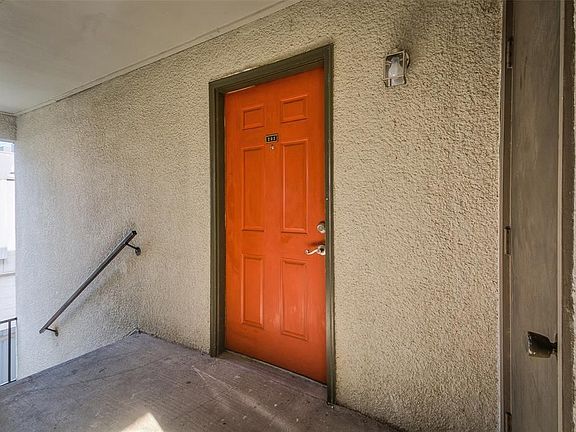 4th image of 4402 Holland Ave