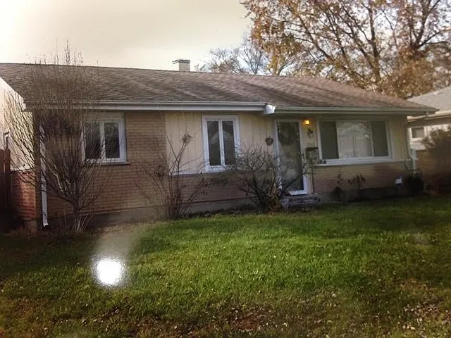 17146 Roy St photo 1