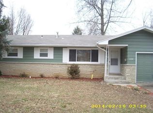 2526 E Bennett St, Springfield, MO 65804