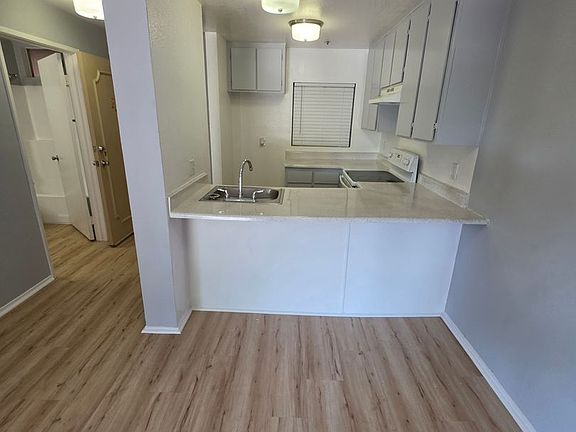 2nd image of 1507 N Durant St APT 28