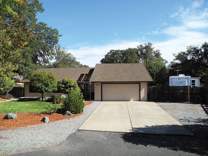 1st image of 3221 Doe Ct
