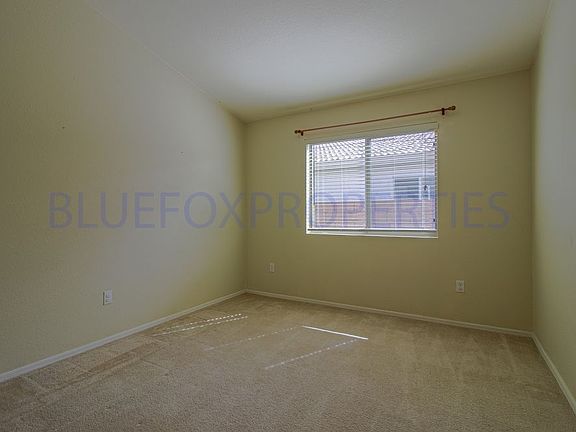 3rd image of 516 E Cactus Mountain Dr