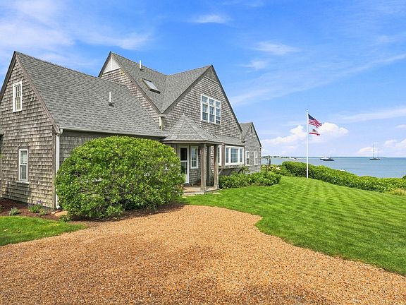 4th image of 139 Chappaquiddick Rd #75