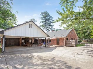 16936 Teneiya Ave, Greenwell Springs, LA 70739