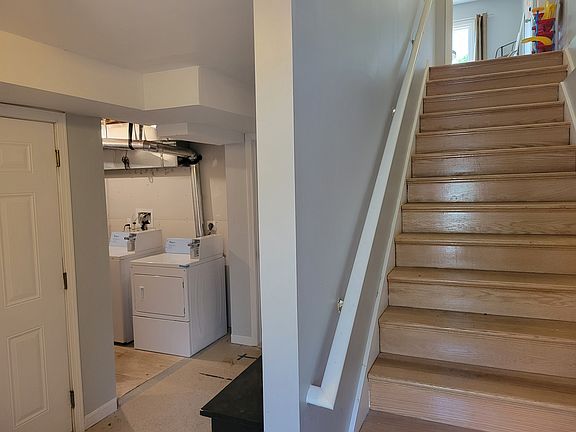 5th image of 25 Villa Nova St APT 4
