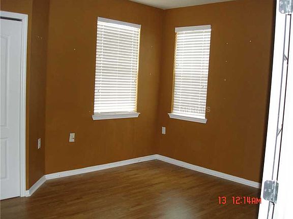4th image of 1450 Villa Capri Cir APT 210