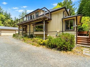 3700 Loop Rd, Fortuna, CA 95540